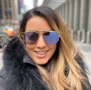 Meet your Posher, Niloofar